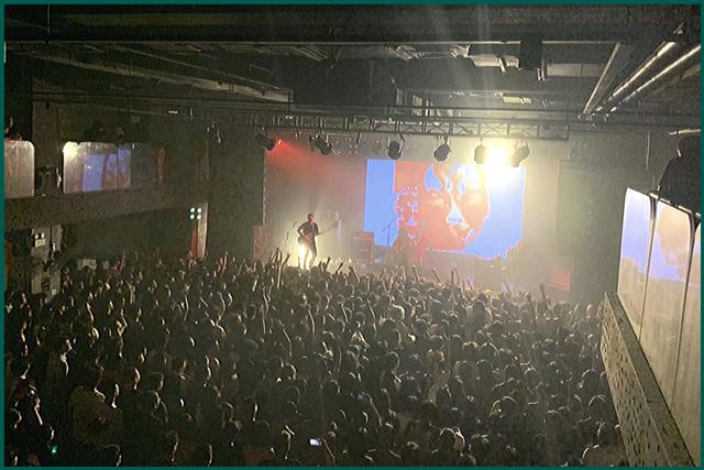 假假條乐队的“秘密武器”清单里，少不了RELX悦