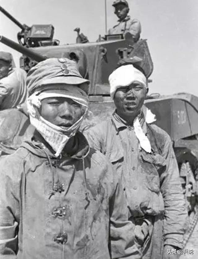 淮海战场，蒋军内讧：邱清泉骂空军不支援，空