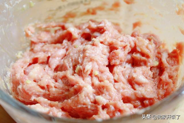 是什么神仙馅饼，连和面都省了？一口酥到掉渣，满嘴香，出锅必抢