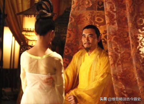 梁太祖朱温与其儿媳私通，诸子不以为耻，反利用妻子争宠夺皇位