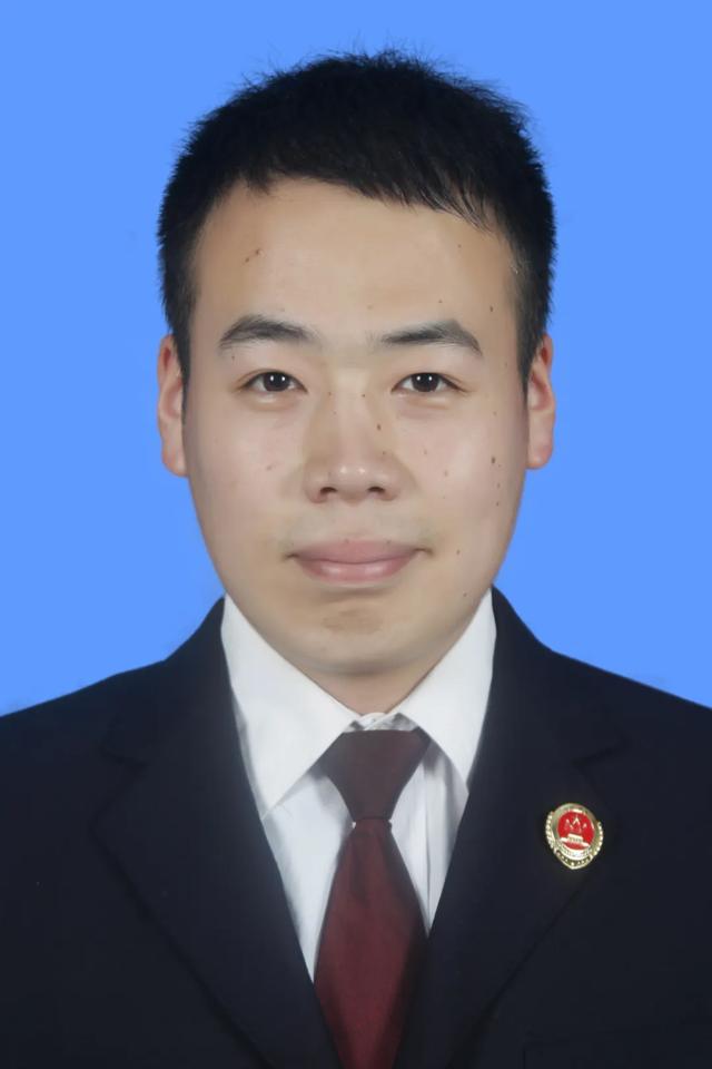 【优秀共产党员篇】弘扬检察正气，宣传先进典型