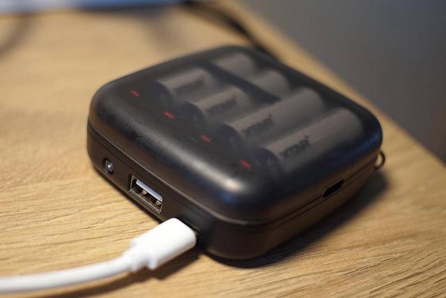 小物件提升居家幸福感，简评XTAR BC4充电器