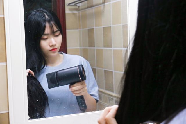 小适高速电吹风上手体验，让头发感受万般呵护