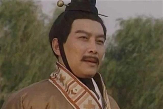 河南老农打两丈深井，挖出三腿“怪物”，引军