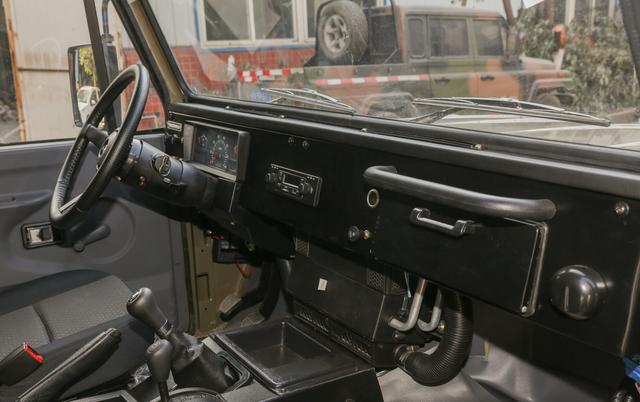 北汽的廉价“牧马人”，2.8T配四驱，离地215mm，