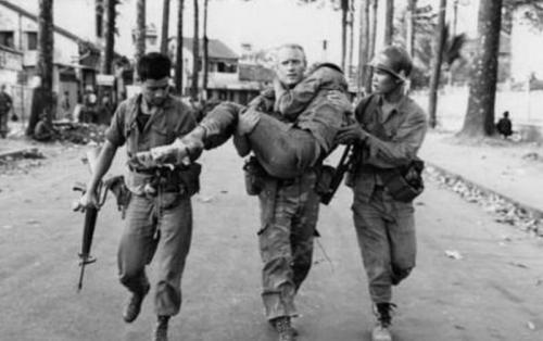 二战时期日军有多残忍？被俘虏的美国女兵，一