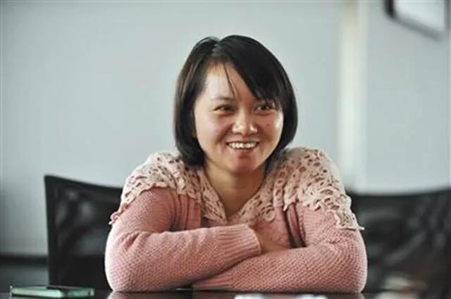 希望工程当年救助的“大眼睛女孩”，如今踏入