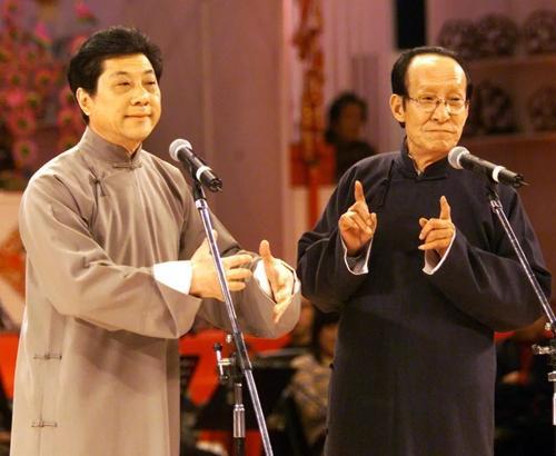 相声总爱表现逗哏捧哏矛盾，真有那么几次，演员被说急眼吵架打人