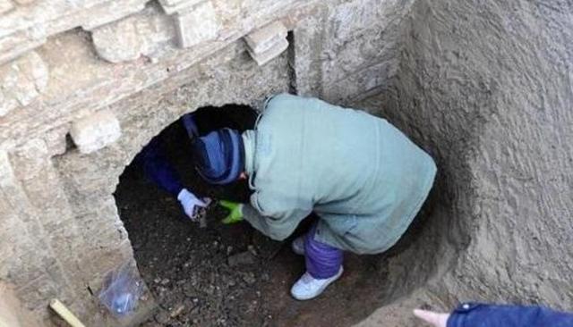 山东千年古墓，出土了一个5岁小新娘，专家揭开了一段残酷历史