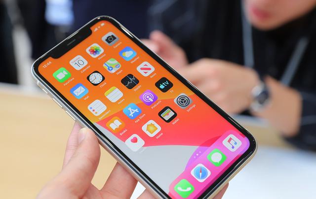 嘴上支持华为，然后下单苹果？iPhone 11再次成为销量冠军！