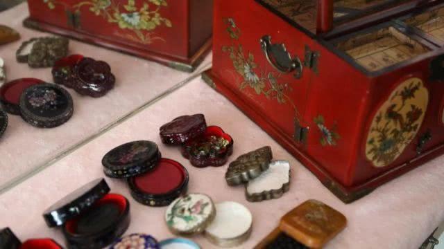 古代女子有哪些化妝品用？ 原來古人這麼厲害，口紅三十多色號！