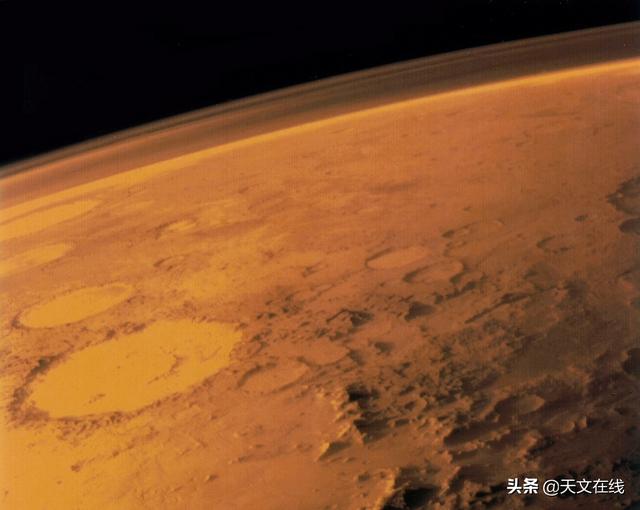 大气雄厚的土卫六，它或许比火星更适合人类殖民