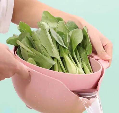 可360度翻转的洗菜神器，网红沥水篮太省事了，洗菜都变成了乐趣