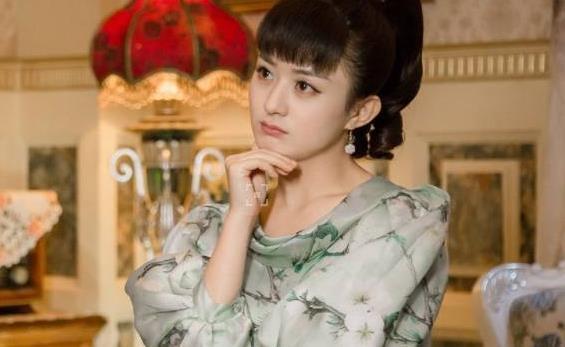 她是中国第一美人，5位总统追她，却隐居农村守寡，死后葬八宝山