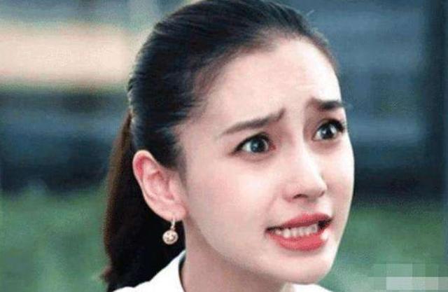 一部戏用30多个替身，不背台词只念12345，凭什么一天拿走100万？