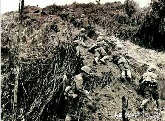 老山对越反击战，解放军突击队穿越高山丛林对