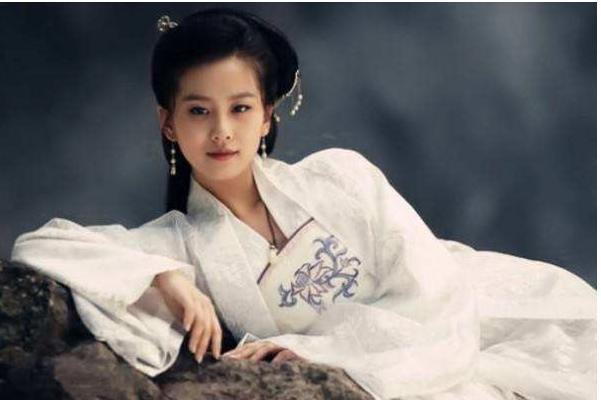 众星演白蛇，赵雅芝最经典王祖贤第二，她超杨紫刘涛黄圣依刘诗诗