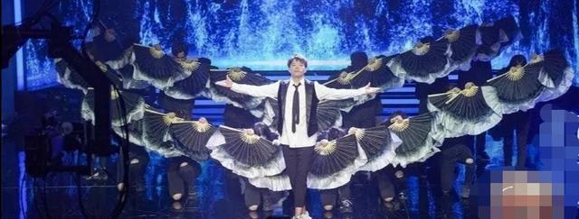 被曝涉嫌抄袭，收视率仅剩0.4，三个变化令《天天向上》走向没落