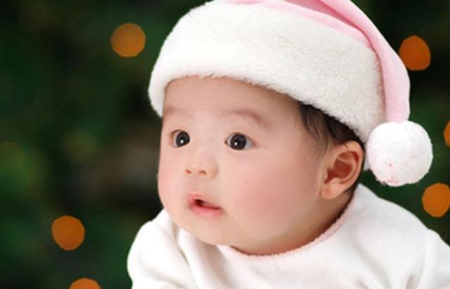 宝宝出现这5个“坏习惯”，妈妈被着急阻止，可能是聪明的表现
