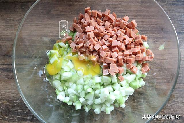明日入伏，不吃肉也要吃这瓜，做成早餐饼，清热解暑，孩子不挑食