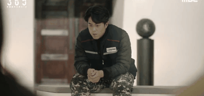 一集入坑，高能反转，韩版《轮到你了》终于不烂尾了