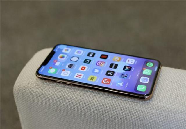 iPhone11銷量7連冠，網(wǎng)友不禁要問：難道5G沒用？