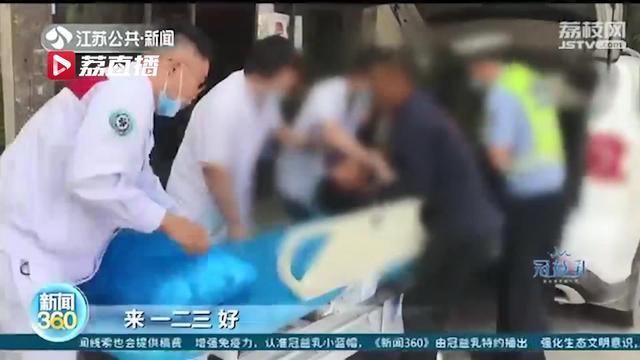 工人@交警开辟绿色通道送医 情况紧急！工人被钢管砸伤