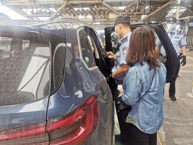 一天|32岁男子一天被逼相亲3次 男子被吓得离家出走