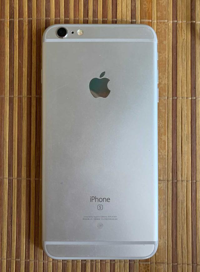 iPhone 12价格曝光？老果粉坚持不换新机，老机型还可再战三年？