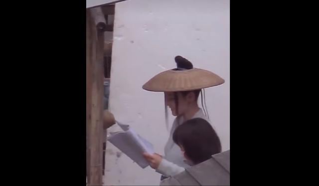 杨幂附体？迪丽热巴《长歌行》路透，发际线是认真的吗？