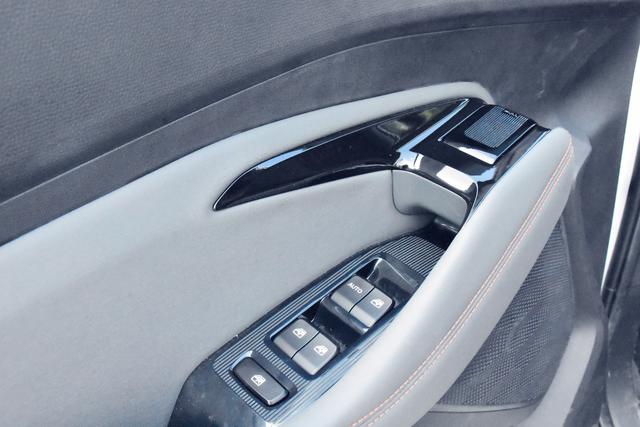 预算8万，享受20万级的配置！这款SUV每公里油耗