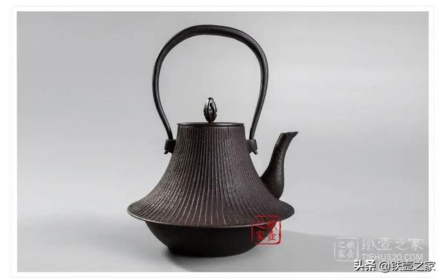 铁壶的极简主义美学