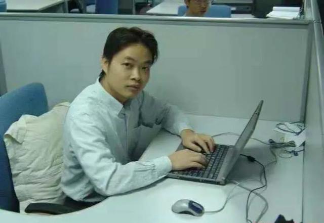 小鹏P7上市！价格出乎意料，但他们公关真的抠……