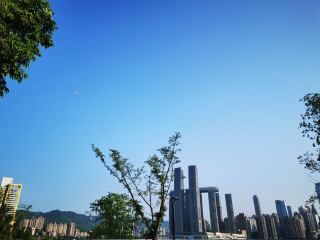 有一座城市，叫做重庆，一个做鬼也要留下来的城市