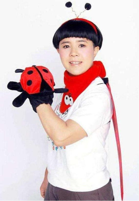 “金龟子”与“国脸”王宁的爱情故事，从校服