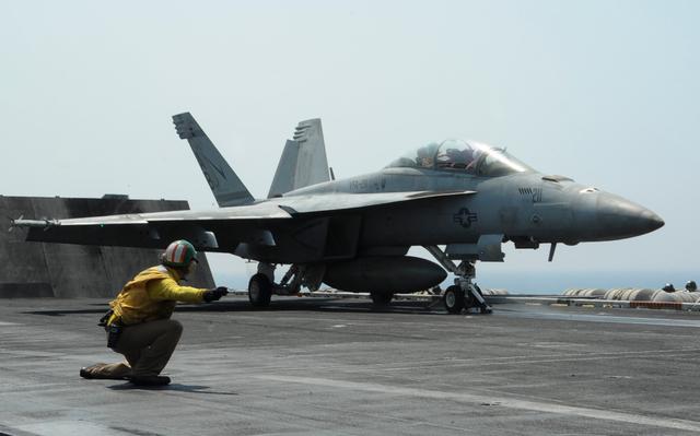 中国军舰增加55%，美专家对比中美真实战力：差