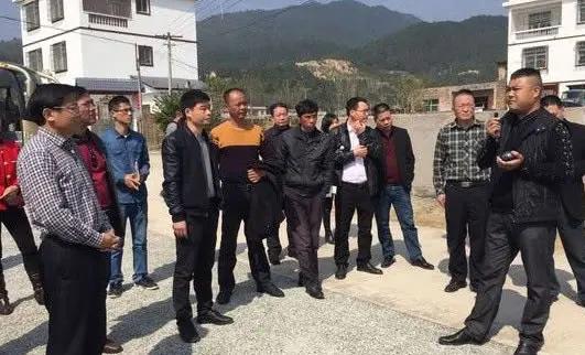 农村光棍越来越多，除了天价彩礼之外，还有这