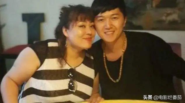 追砍前夫、家暴女儿？前夫爆料将李菁菁又一次