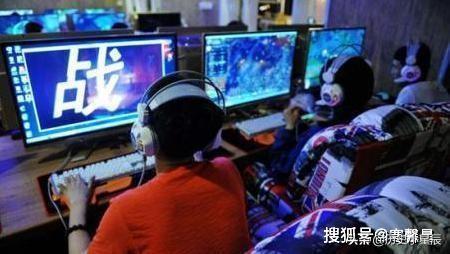 现在的网吧充200送400都没人去？网友揭开潜规则