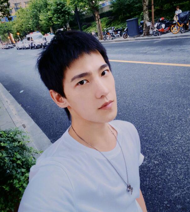 这四位娱乐圈“实力派”，忽然间就不火了，真正原因有点儿残酷