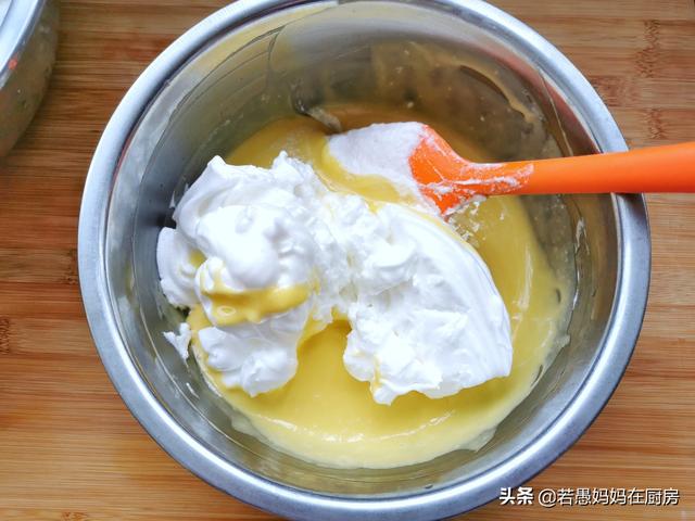 电饭锅蒸蛋糕一做就废，问题出现在这里！掌握这几点，一次就成功