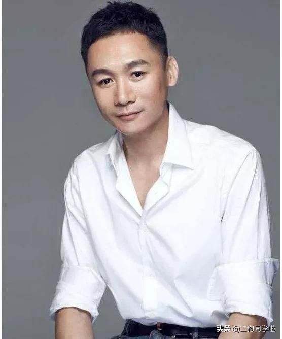 46岁“虚竹”高虎：拍戏撞死灯光师，装修电死工