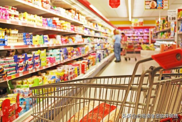 他把一个80平米的小商店，在全国开了1.5万家，如