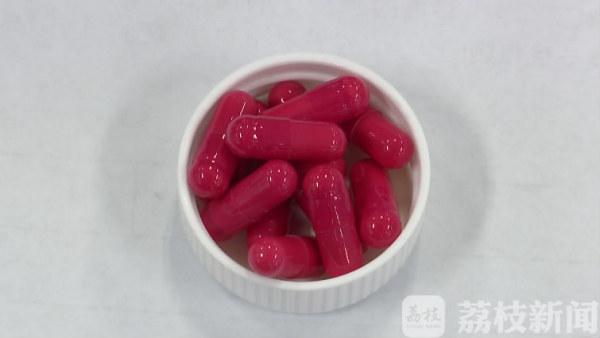 郭敬明吃糖防晒，吃一颗能防晒12小时？