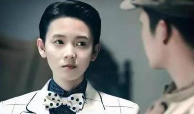 盘点那些比男人还会撩的女扮男装角色，网友：不掰弯不要钱