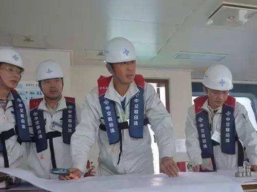 荷兰专家“吃定”中国造不出，张口就要3000亿，万不得已搞了35年