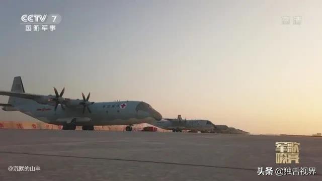 战略能力暴增！国产“变形金刚”挤满机场，全