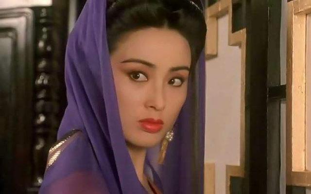 18岁正式出道，31岁创业失败，50岁与佛门结缘，