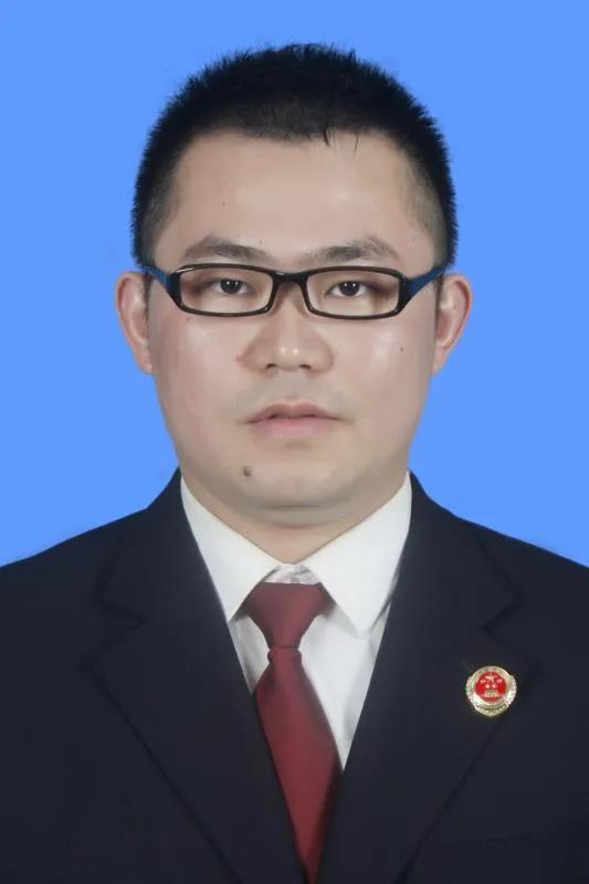 【优秀共产党员篇】弘扬检察正气，宣传先进典型