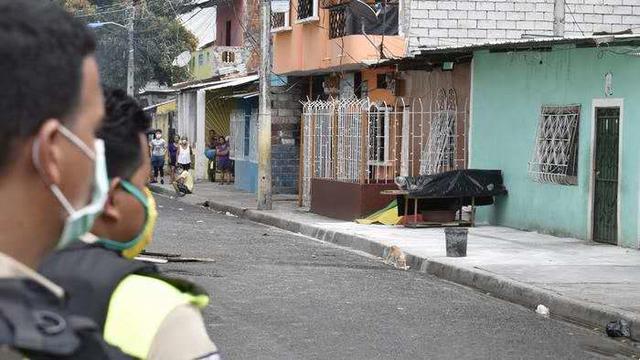男子前往医院的途中突然死亡, 出租车司机直接把